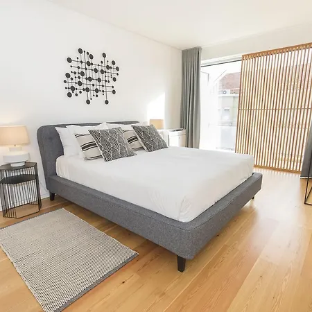 Bright And Luxurious W/ A View Daire Lisboa