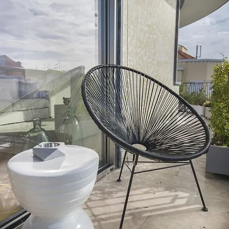 Daire Bright And Luxurious W/ A View Lisboa